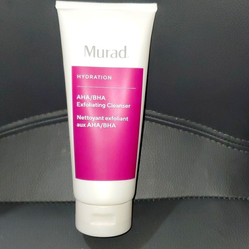 Murad  hydration cleaner